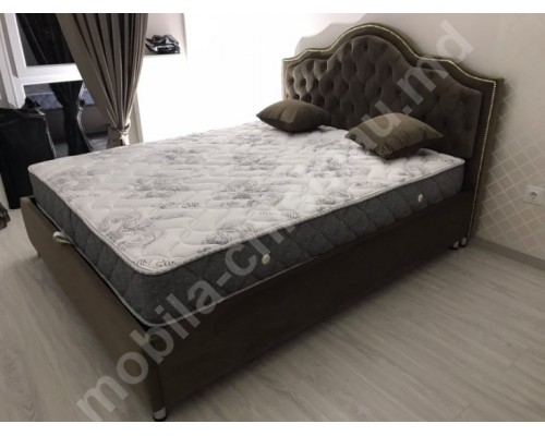 Pat pentru dormitor T-40 la comanda