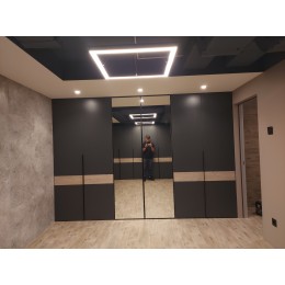 Шкаф для одежды T-5