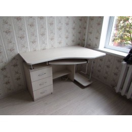 Компьютерный стол T-45