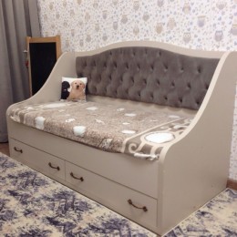 Pat pentru copii T-7