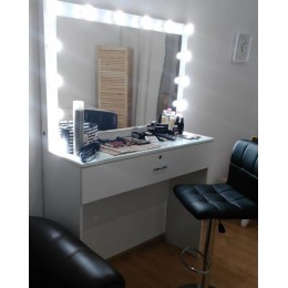 Туалетный столик T-15