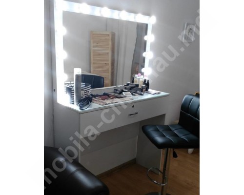 Туалетный столик T-15