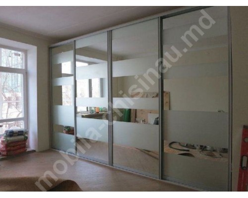 Встроенный шкаф купе  4 двери T-2