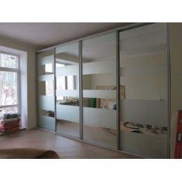 Dulap incorporat cu 4 uși glisante T-2