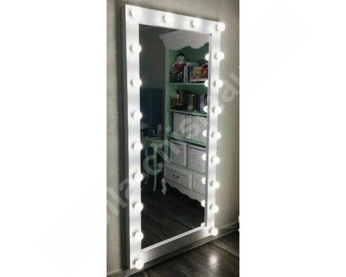 Oglinda pentru hol cu iluminare T-1