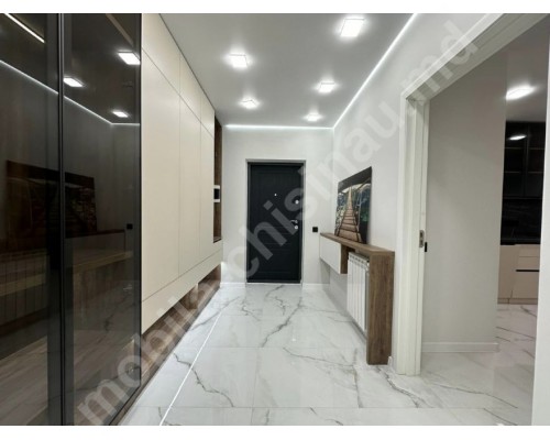 Mobilier pentru hol in stil modern T-13