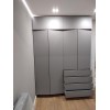 Dulap pentru dormitor gri stil minimalism T-60