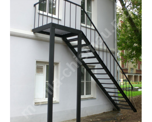 Scara  exterioara de metal  T-17