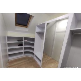 Гардеробная комната  T-32