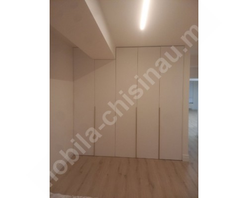 Dulap pentru dormitor 