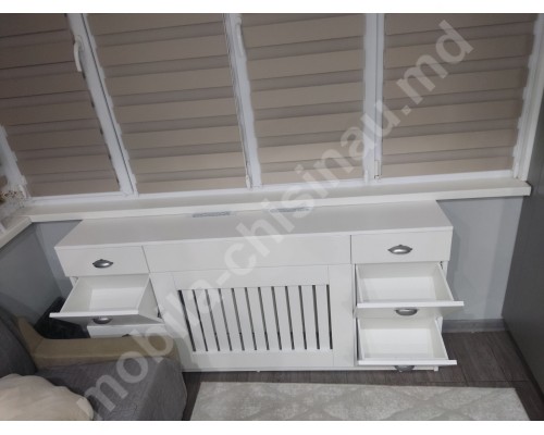 Декоративный экран для радиатора Т-47 с выдвижными ящиками, элегантная отделка.