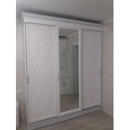 Шкаф купе  3  двери   T-31