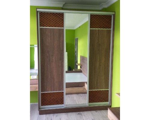 Dulap cupe 3 usi T-59