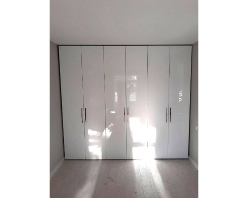 Dulap pentru dormitor fasade lucite T-50 Dulap pentru dormitor fasade lucite T-50