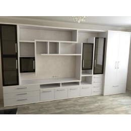 Горка в зал под телевизор Т-62