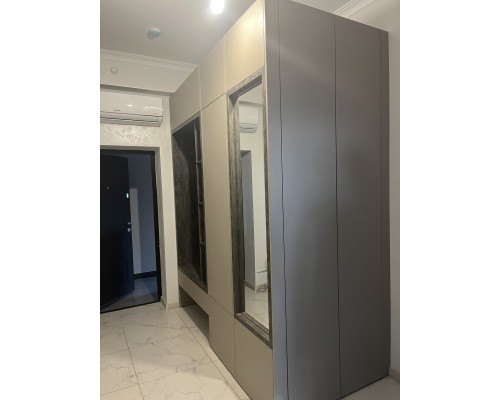 Mobilier pentru hol in stil modern T-25