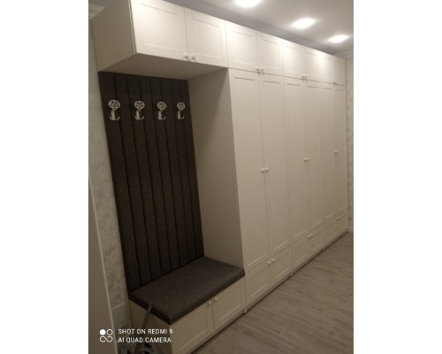 Mobilier pentru hol T-18