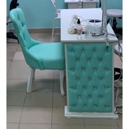 Стол маникюрный с элементами обивки Т-11