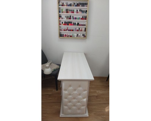 Маникюрный стол со встроенной вытяжкой К-6