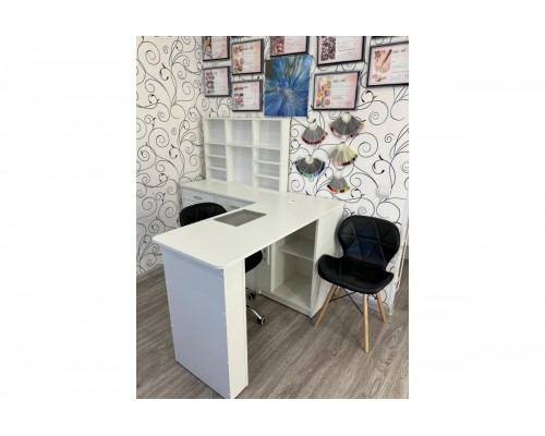 Маникюрный стол T-7