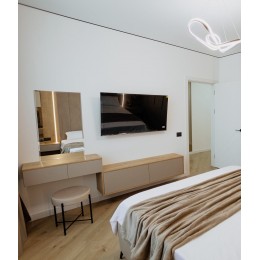 Стол для макияжа с подсветкой T-51