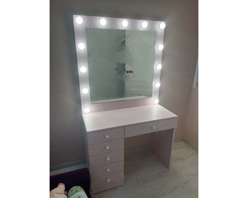 Стол для макияжа с подсветкой T-27