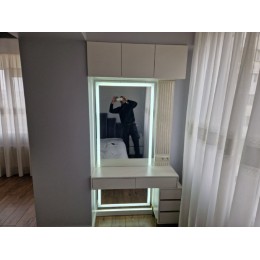 Стол для макияжа с подсветкой T-50