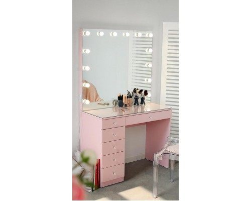 Masuta de machiaj T-10