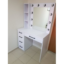 Туалетный столик с зеркалом и ящиками  T-37