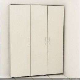 Школьный гардероб в школе Т-6