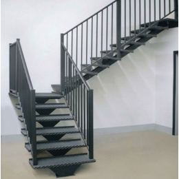 Металлическая лестница Т-6