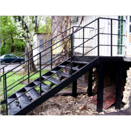 Наружная металлическая лестница Т-19