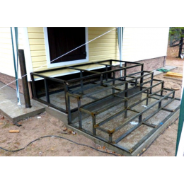 Наружная металлическая лестница Т-22