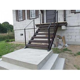 Наружная металлическая лестница Т-21