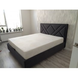 Мягкая кровать двуспальная  salivador T-85