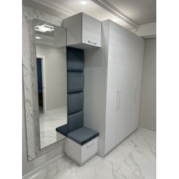 Мебель для прихожей в современном стиле 