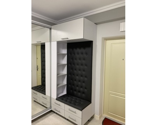 Mobilier pentru hol T-2