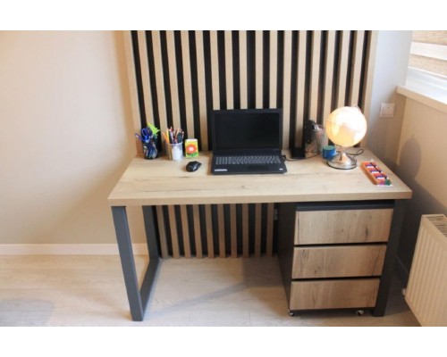 Детский письменный стол Т-22