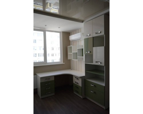 Детский угловой письменный стол  T-15