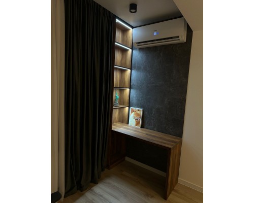 Детский письменный стол T-30