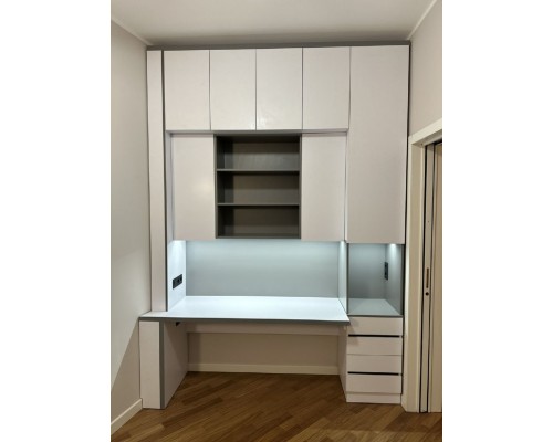 Masa de scris pentru copii T-6