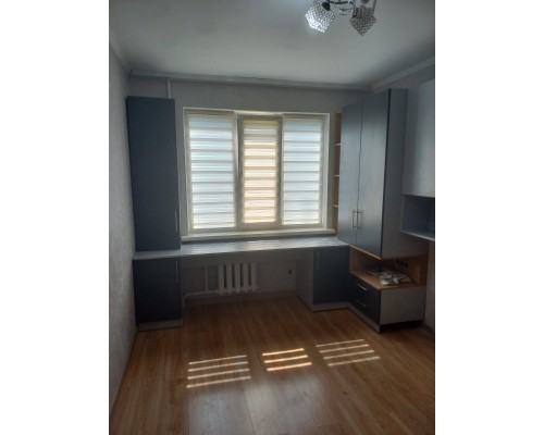 Детский письменный стол Т-32