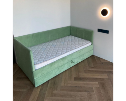 Детская кровать с ящикам 