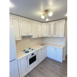 Bucătărie clasică pe colț T-67 