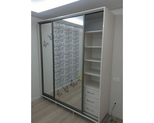 Шкаф купе  2 двери зеркалом  T-30