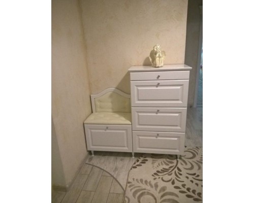 Тумба для обуви в классическом стиле T-17