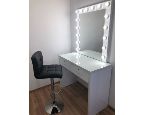 Туалетный столик T-4