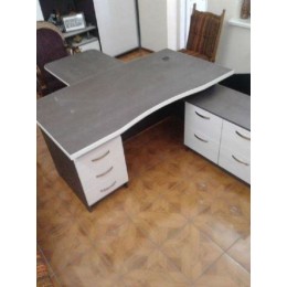 Офисный стол T-11