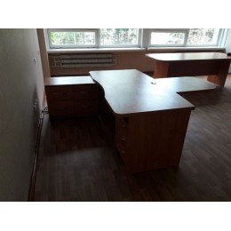 Офисный стол T-4