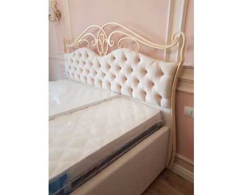 Кованые кровати с мягким изголовьем Т-53